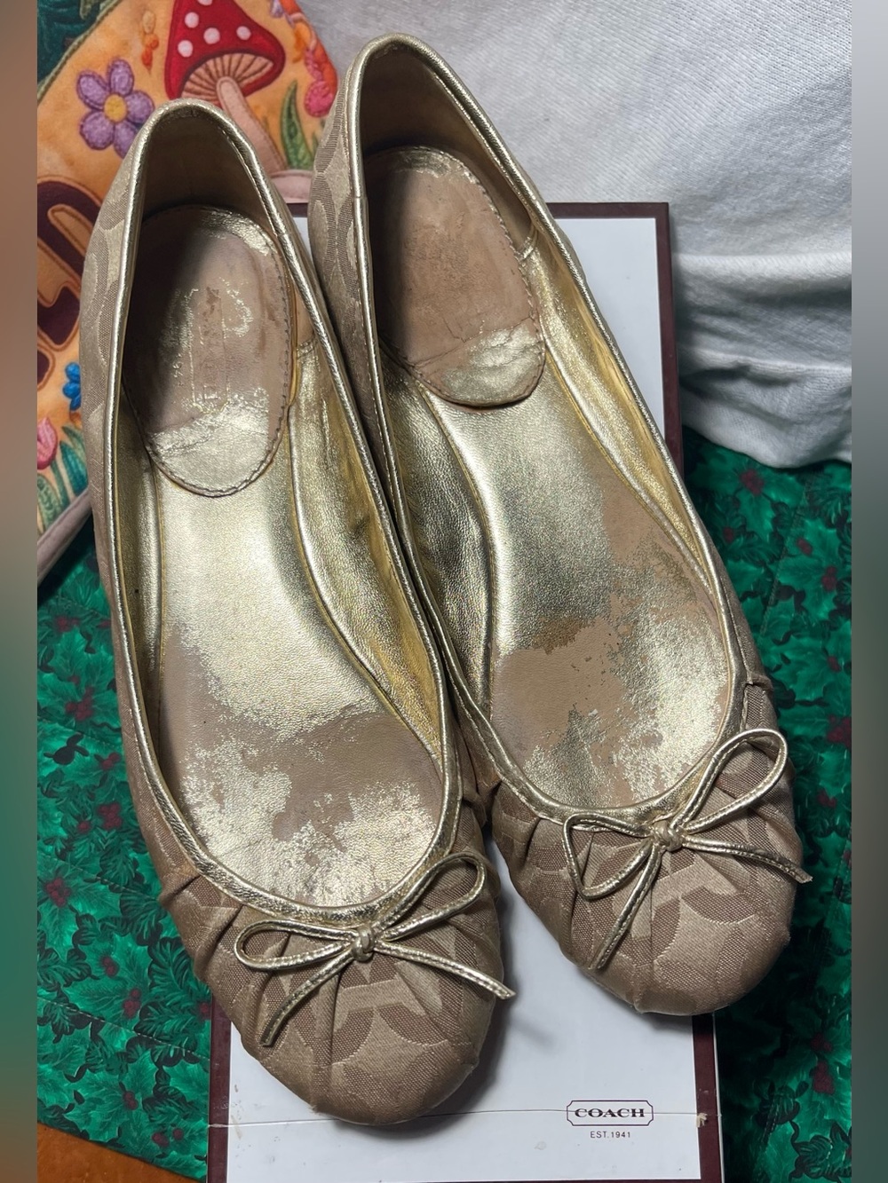 COACH Landon 12CM Signature Jacquard Cece Ballet Flats Gold Khaki Size 9.5M Q392